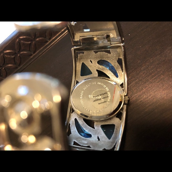 Watch - Picture 6 of 8